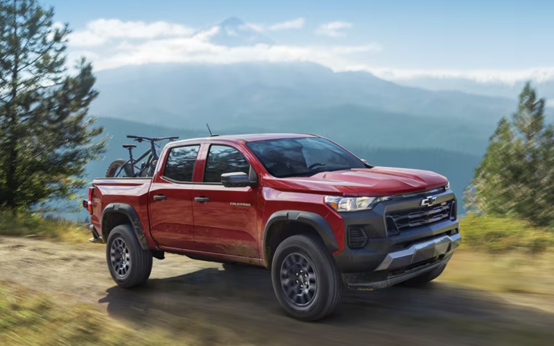 2026 Red Chevrolet Colorado
